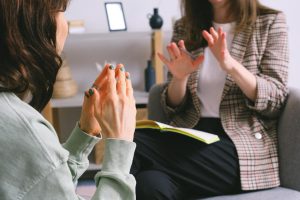 female doctor and patient session